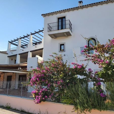 Hotel Il Faro Di Molara Porto San Paolo  Eksteriør bilde
