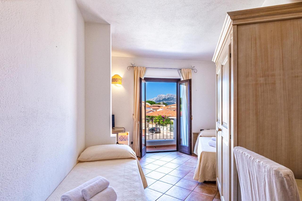 Hotel Il Faro Di Molara Porto San Paolo  Eksteriør bilde