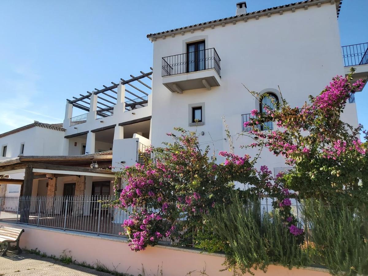 Hotel Il Faro Di Molara Porto San Paolo  Eksteriør bilde