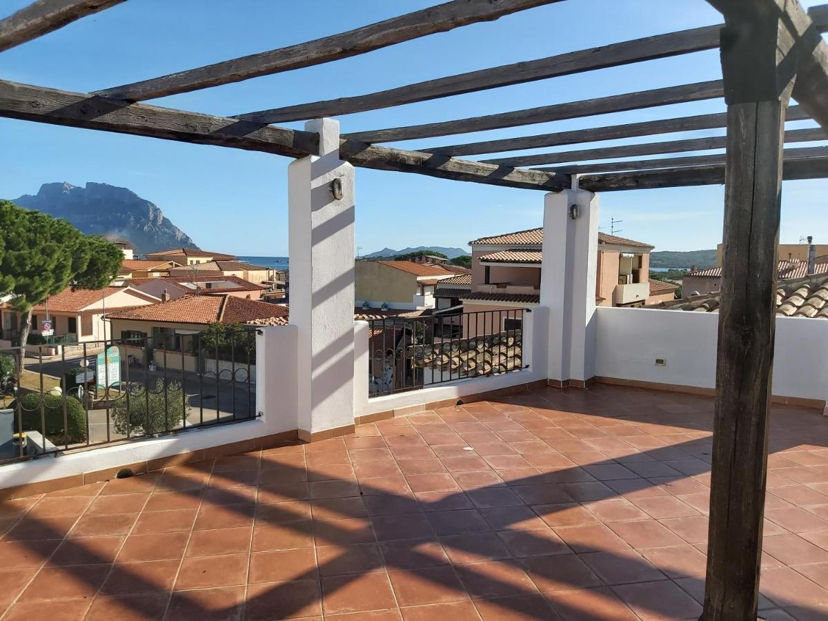 Hotel Il Faro Di Molara Porto San Paolo  Eksteriør bilde