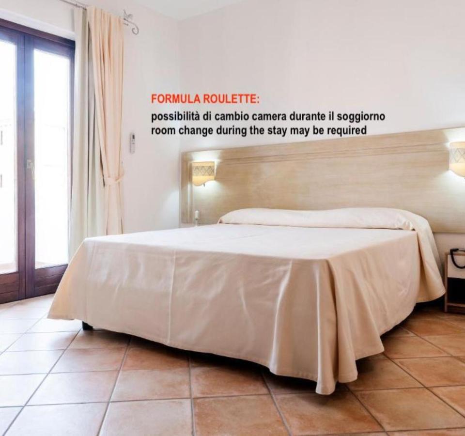 Hotel Il Faro Di Molara Porto San Paolo  Eksteriør bilde